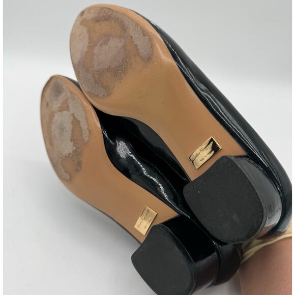 Salvatore Ferragamo Vara black patent leather pumps size 6 - Picture 7 of 10